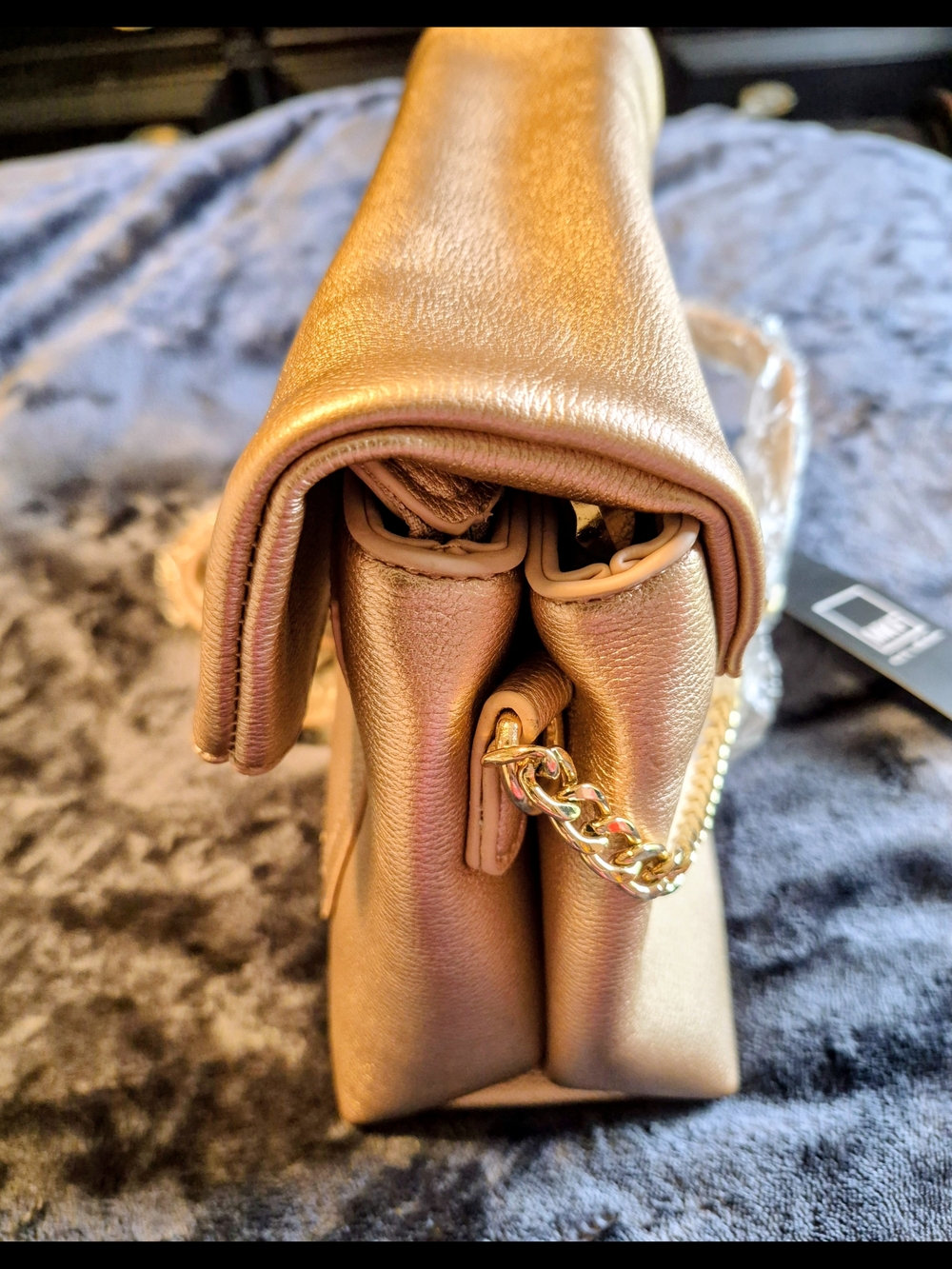 MKF Rose Gold Women’s Tassel Vegan Crossbody Bag New With Tags - Picture 13 of 16